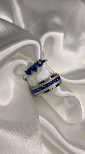 بكج خواتم تُحفر من الداخل.. كإشارة سرّية بينكم فقط...