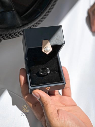 خاتم ملكي مقبض فضه عيار 925 - اسود