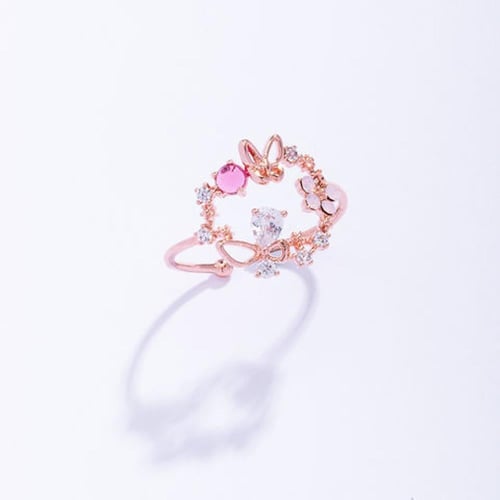 خاتم أنيق مع زينة بحجر الراين