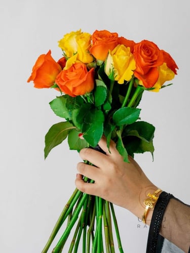 باقة ورد جوري أصفر وبرتقالي