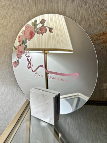 استاند دائري بقاعدة رخام