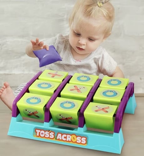 لعبة اكس او (xo) التفاعلية للعائلة