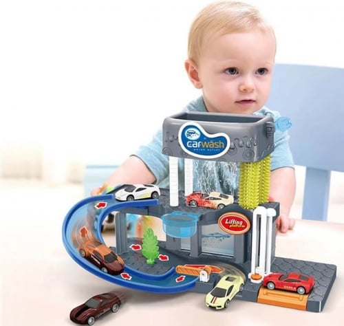 مغسلة السيارات العجيبة لتغيير لون السيارة بعد غسله...