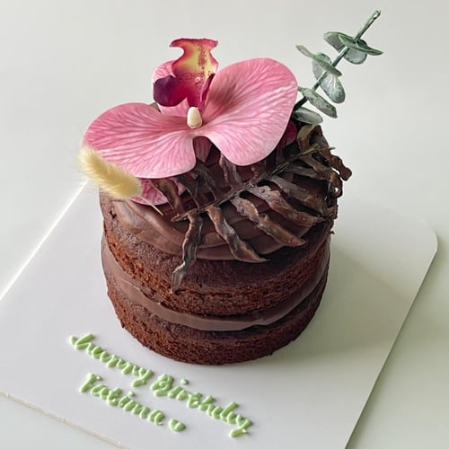 Naked Chocolate Flowers Cake