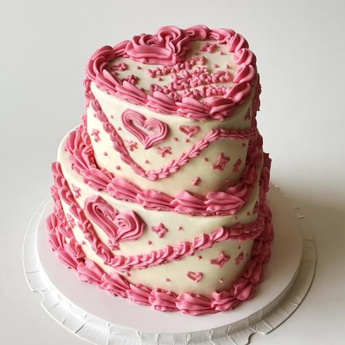 2tier Heart Cake w/drawings