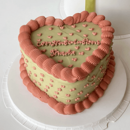 8inches Heart Cake W/hearts