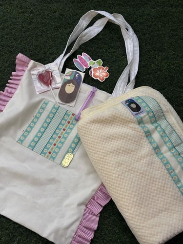 شنطة نزهة البحر + منشفة