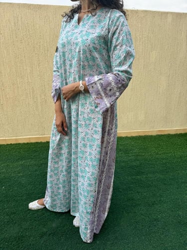 ثوب زبادي التوت