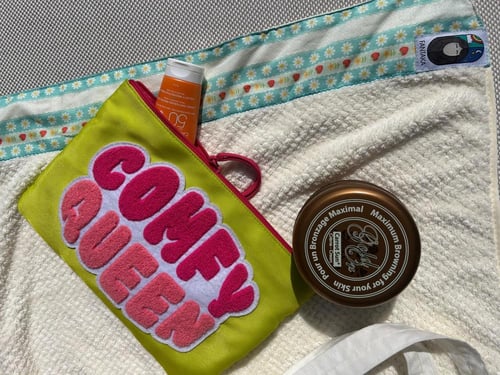 شنطة نزهة البحر + منشفة