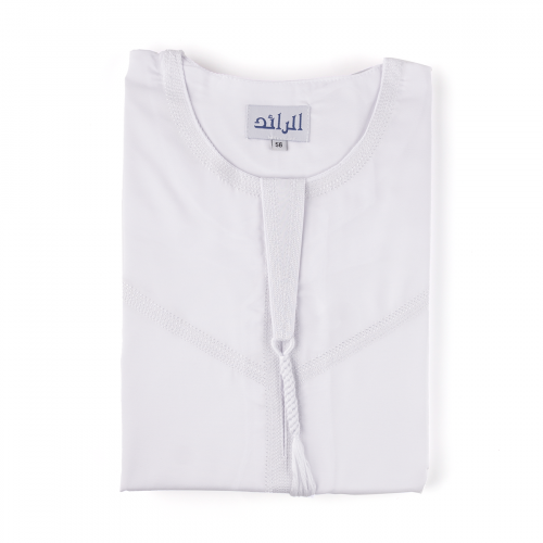 ثوب عماني أبيض