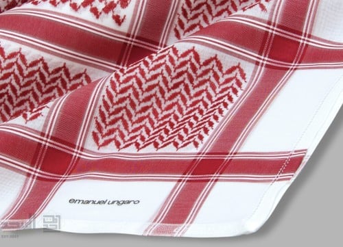 شماغ ايمانويل انقارو احمر EL