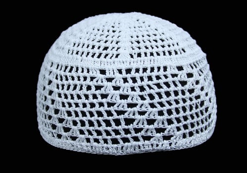 طاقية مشخلة