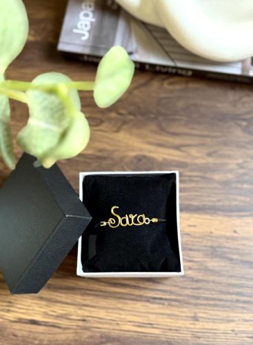 اساور انيقه بالاسم مطليه بالذهب عيار 21