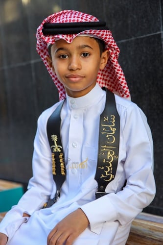 مجند اطفال بالاسم حسب الطلب