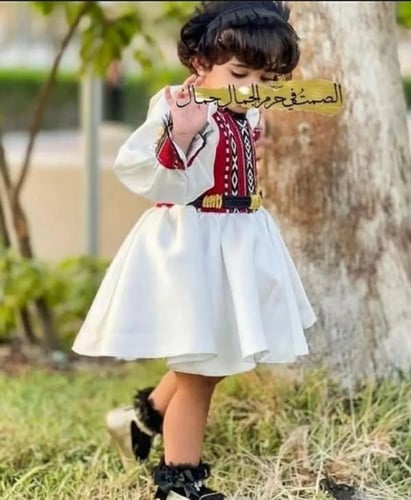 فستان يوم التاسيس مطرز بعقال مقصب تراثي