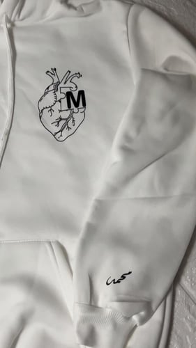 هودي باسم من تحب/ - تصميمك الخاص