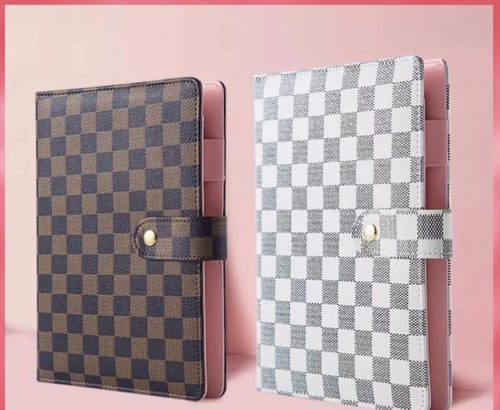 مفكرة باللون البني مقاس a5