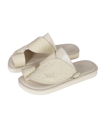 حذاء نعام باللون السكري