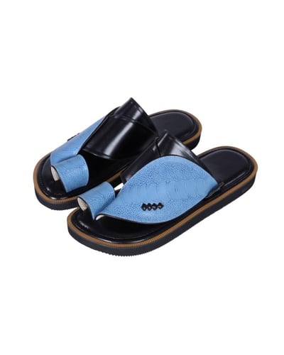 حذاء ساق نعام باللون سماوي/اسود