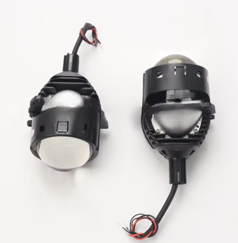 عدسات LED R8 المدمجة