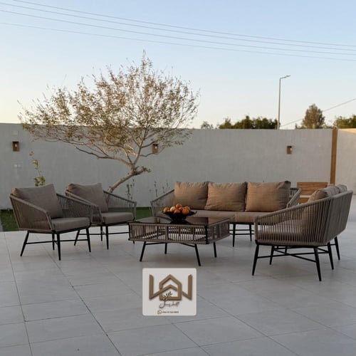 جلسة خارجية مودرن فاخرة من جذيل