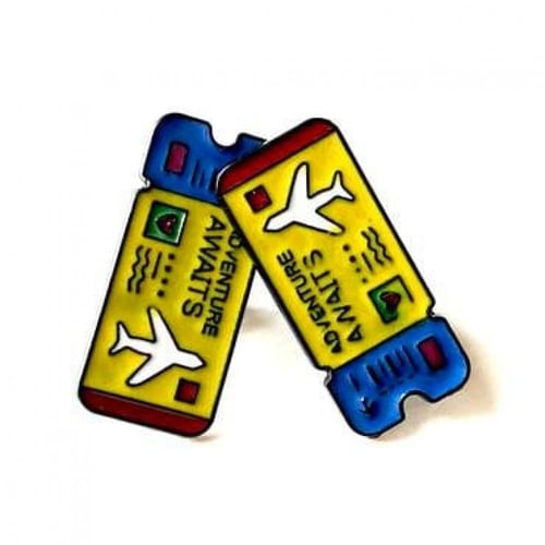 بروش تذكرة سفر من فوندو باللون الاصفر و الازرق