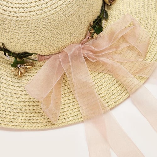 قبعة شاطئ / زينة ورد