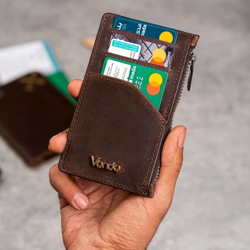 محفظة بطاقات جلد تحمل حتى 10 بطاقات