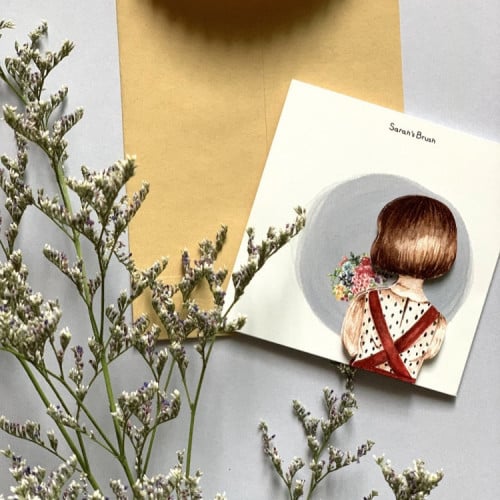 بطاقة اهداء فتاة الورد - فرشاة سارة