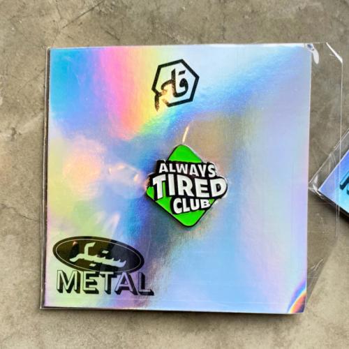 ملصق معدني always tired club - قلم