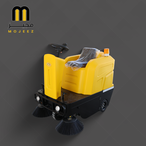 مكنسة طرق وساحات خارجية : عربة FM-9