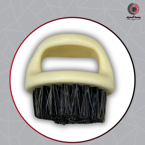 فرشاة تنظيف الإطارات ( ابيض )