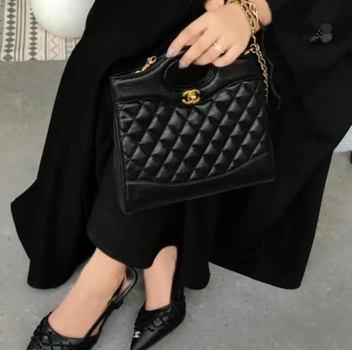 كعب وشنطه شانل كعب وشنط CHANEL مع توابع الماركة