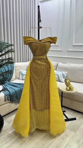 فستان سهرة قماش شك