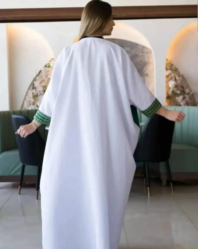 بشت اليوم الوطني نسائي بالاسم حسب الطلب +الرايه ال...