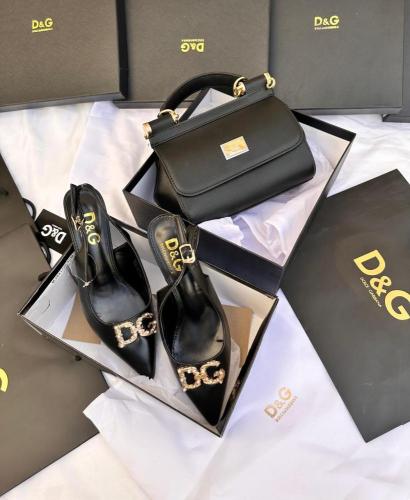 كعب وشنطه ماركة دي جي كعب وشنط ماركة D&G مع توابع...