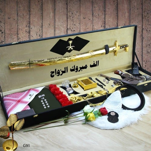 طقم رجالي شتوي ملكي ماركة طقم وبكس مكتمل