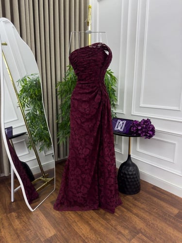 فستان سهرة قماش دانتيل وتر