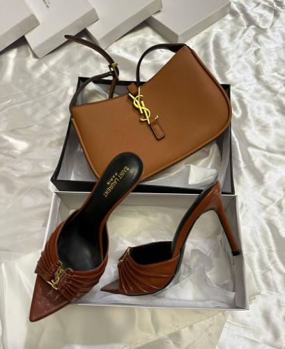 كعب وشنطه سان لوران كعب وشنط SAINT LAURENTمع توابع...