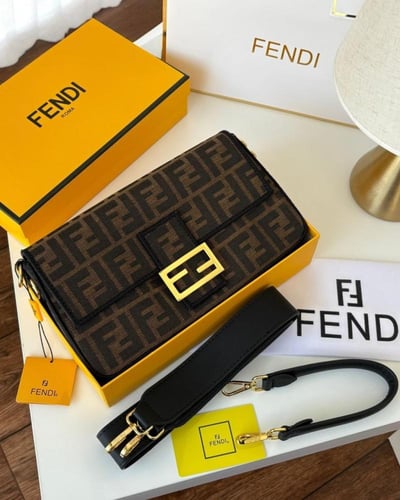 شنط ماركة فندي حقائب ماركة FENDI
