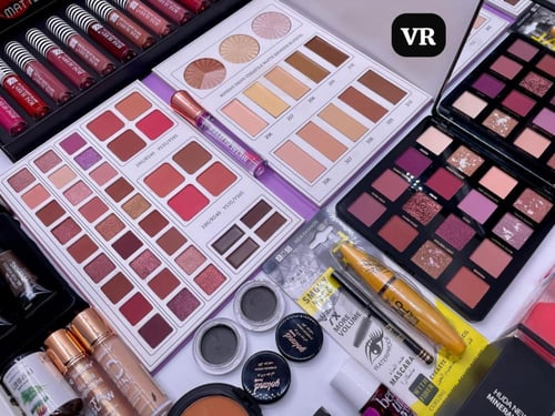 طقم مكياج كامل