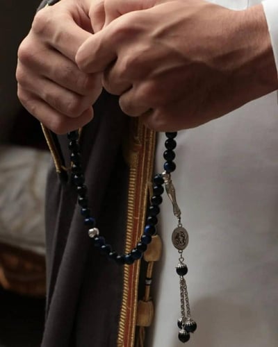 سبحة ملكية مع حجر الاونكس الكريم فضةفضة إيطالي خال...