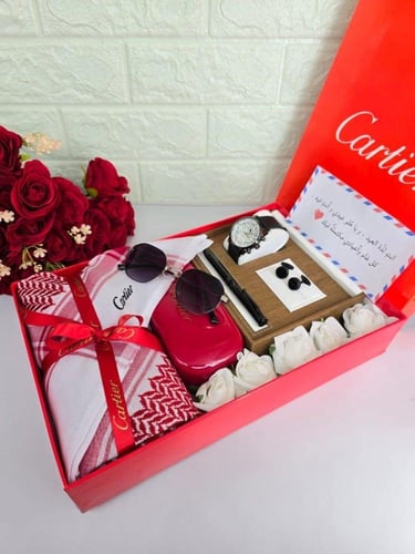 طقومات وبكسات هدايا رجالي قماش ماركة كارتير مع توا...