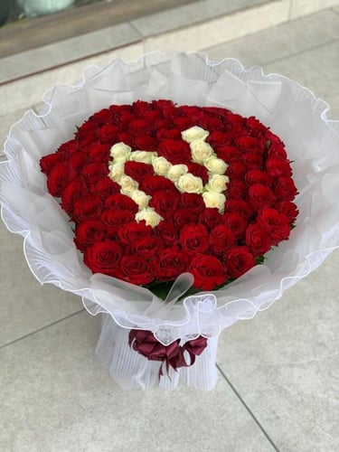 بوكيه ورد طبيعي بالحرف وتغليف وتنسيق هدايا ورد طبي...