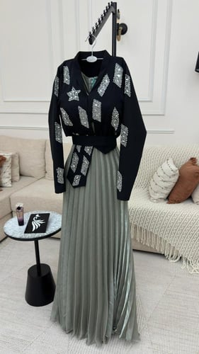 فستان نسائي سهره قماش كرنكل مع كريب باربي