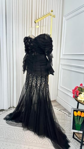 فستان نسائي قماش دانتيل مع تل تايواني