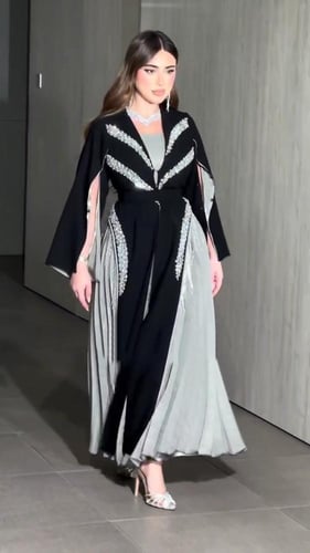 جمبوست نسائي قماش بليسة باربي مع كريب تفته