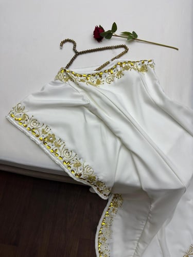 فستان نسائي اوف وايت تطريز يدوي قماش باربي