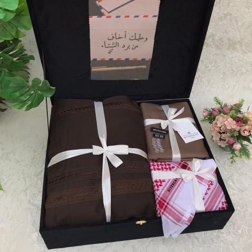 طقم شتوي رجالي ماركة جفنشي شتوي