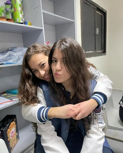 جاكيت تخرج بالاسم وعام التخرج جاكيت سنيور 2026